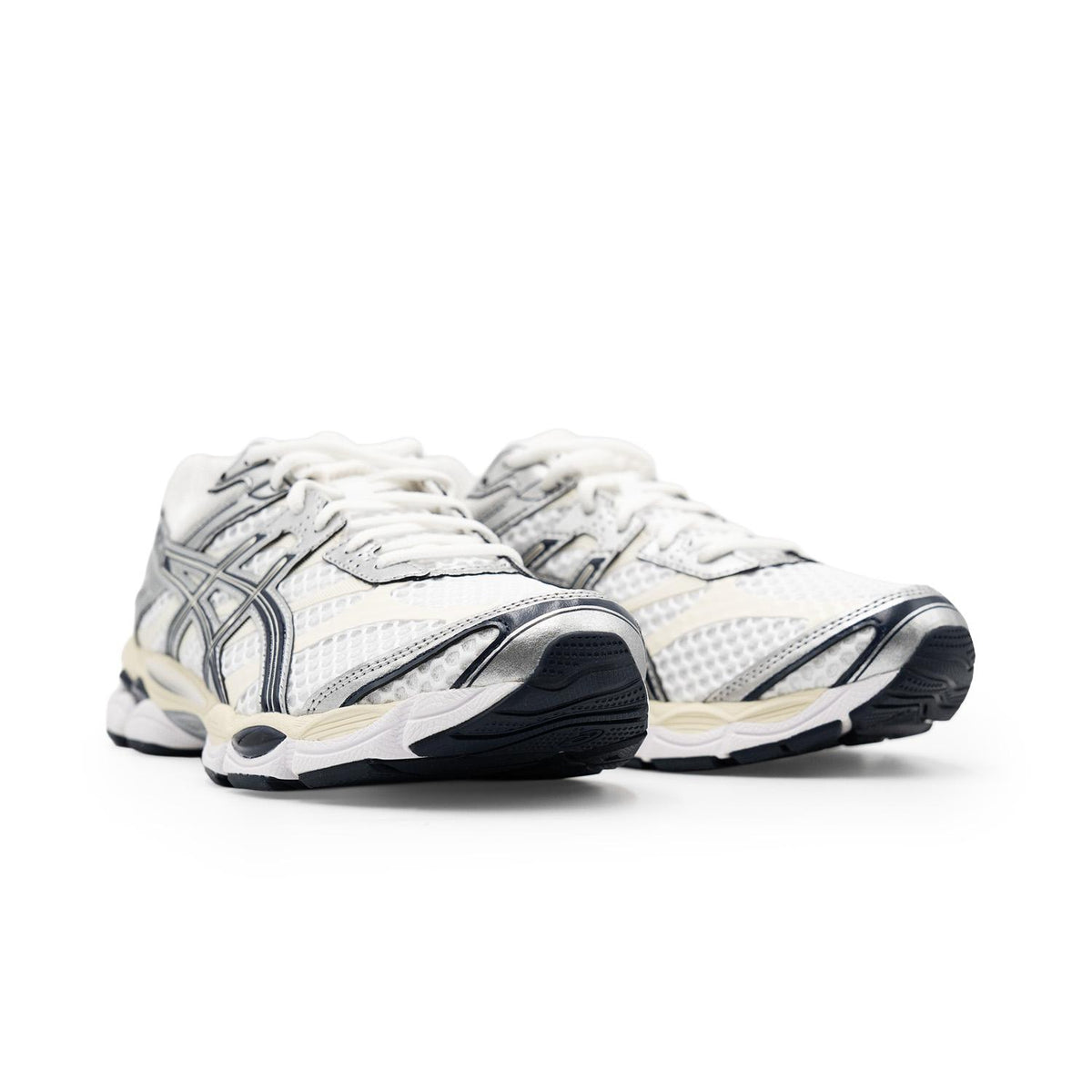 Chaussure de running Asics Gel-Cumulus 16 blanc et bleu – vue 3