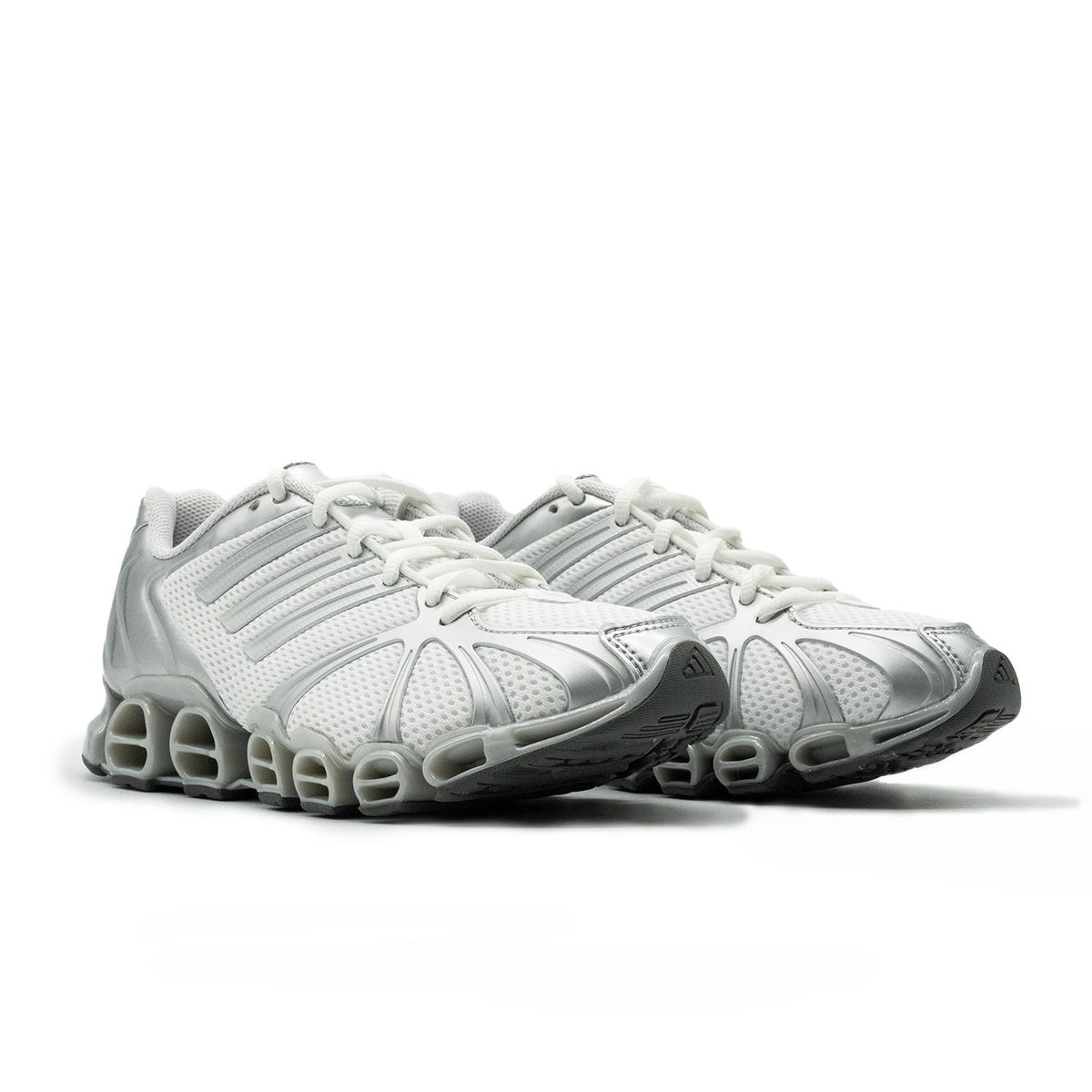 Sneakers Adidas Mega Ghostride Femme blanc et argent – vue 3