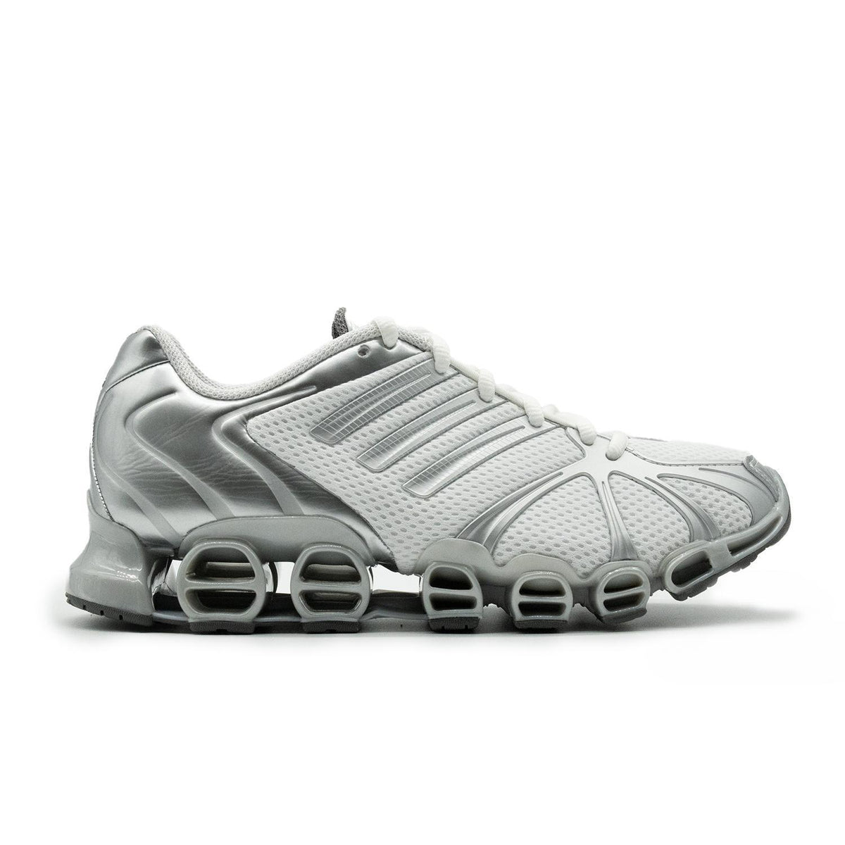 Sneakers Adidas Mega Ghostride Femme blanc et argent – vue 1