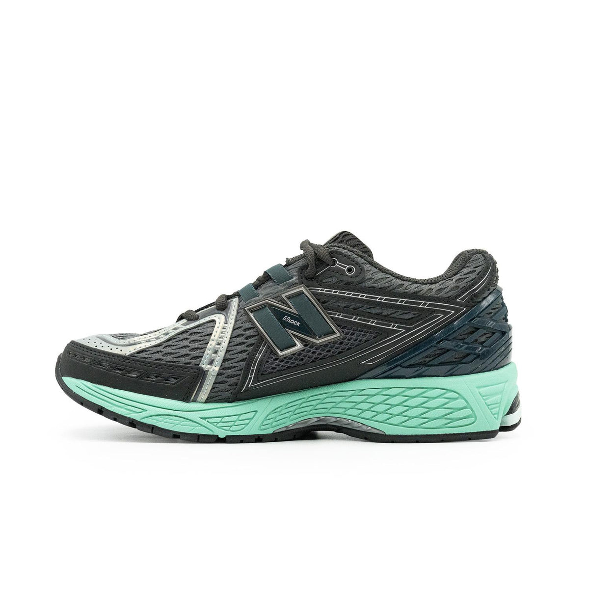 Sneakers New Balance 1906 noir et argent – vue 2