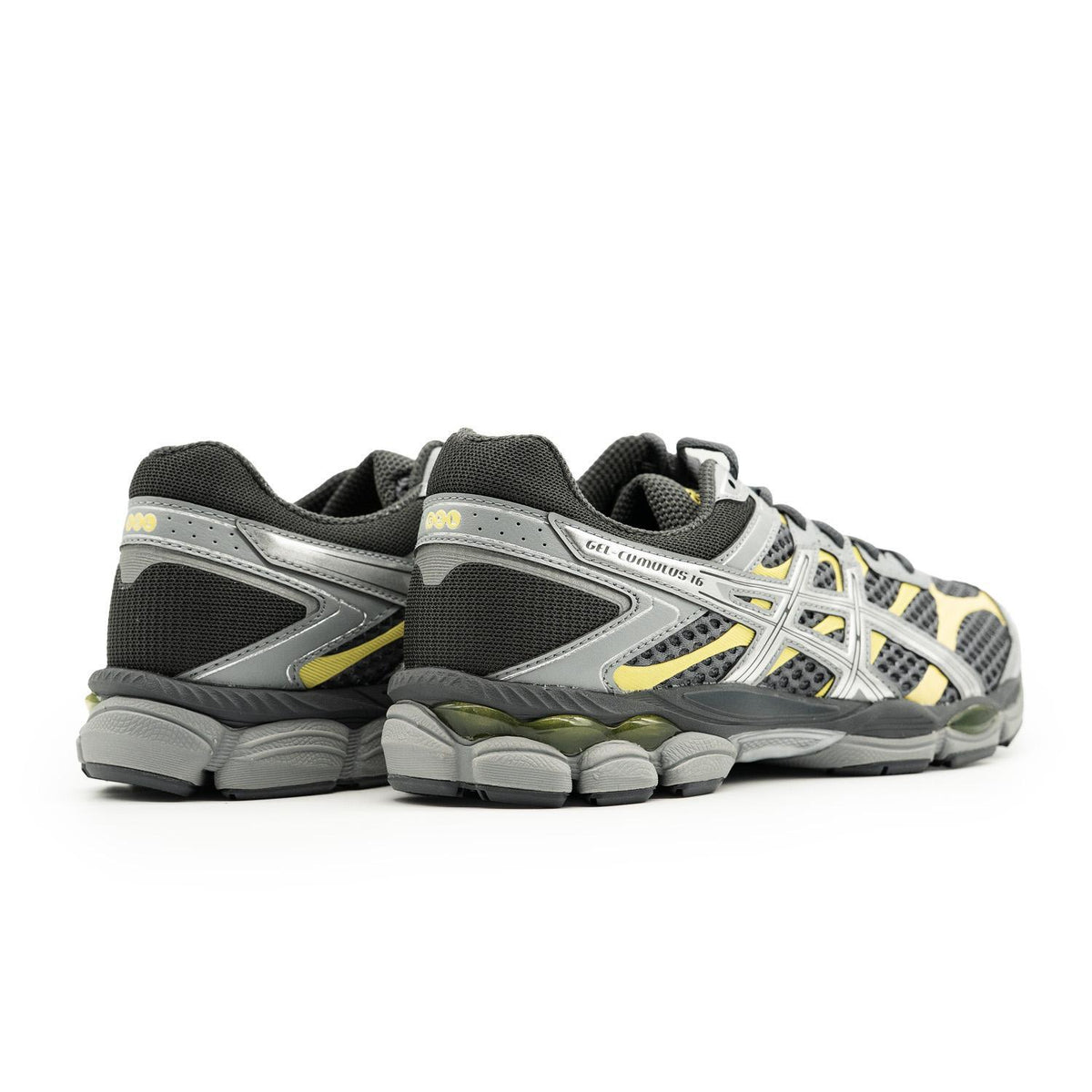 Chaussure de running Asics Gel-Cumulus 16 gris et argent – vue 1