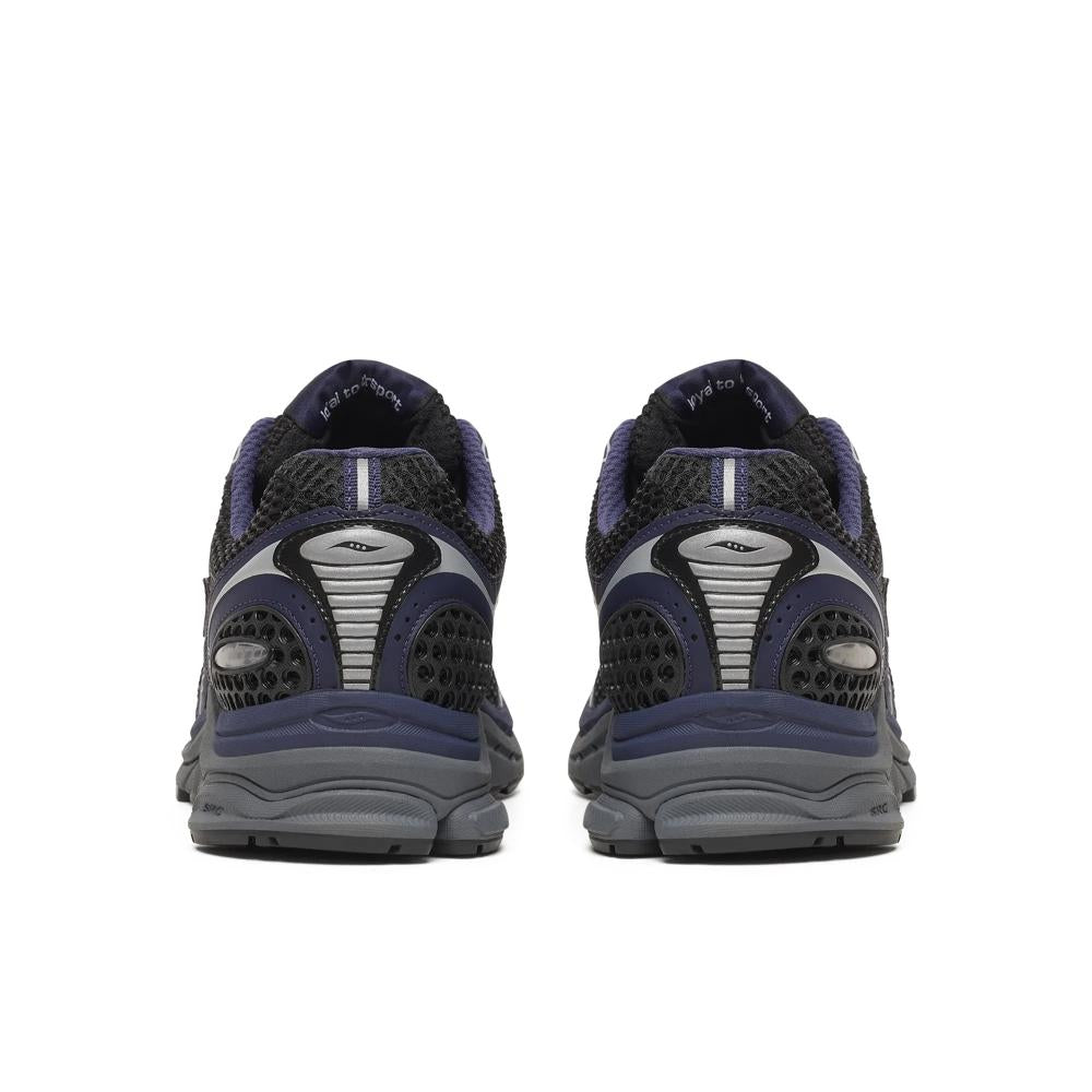 Chaussure de running Saucony ProGrid Triumph 4 noir – vue 5