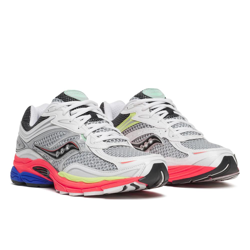 Chaussure de running Saucony ProGrid Omni 9 blanc et rouge – vue 3