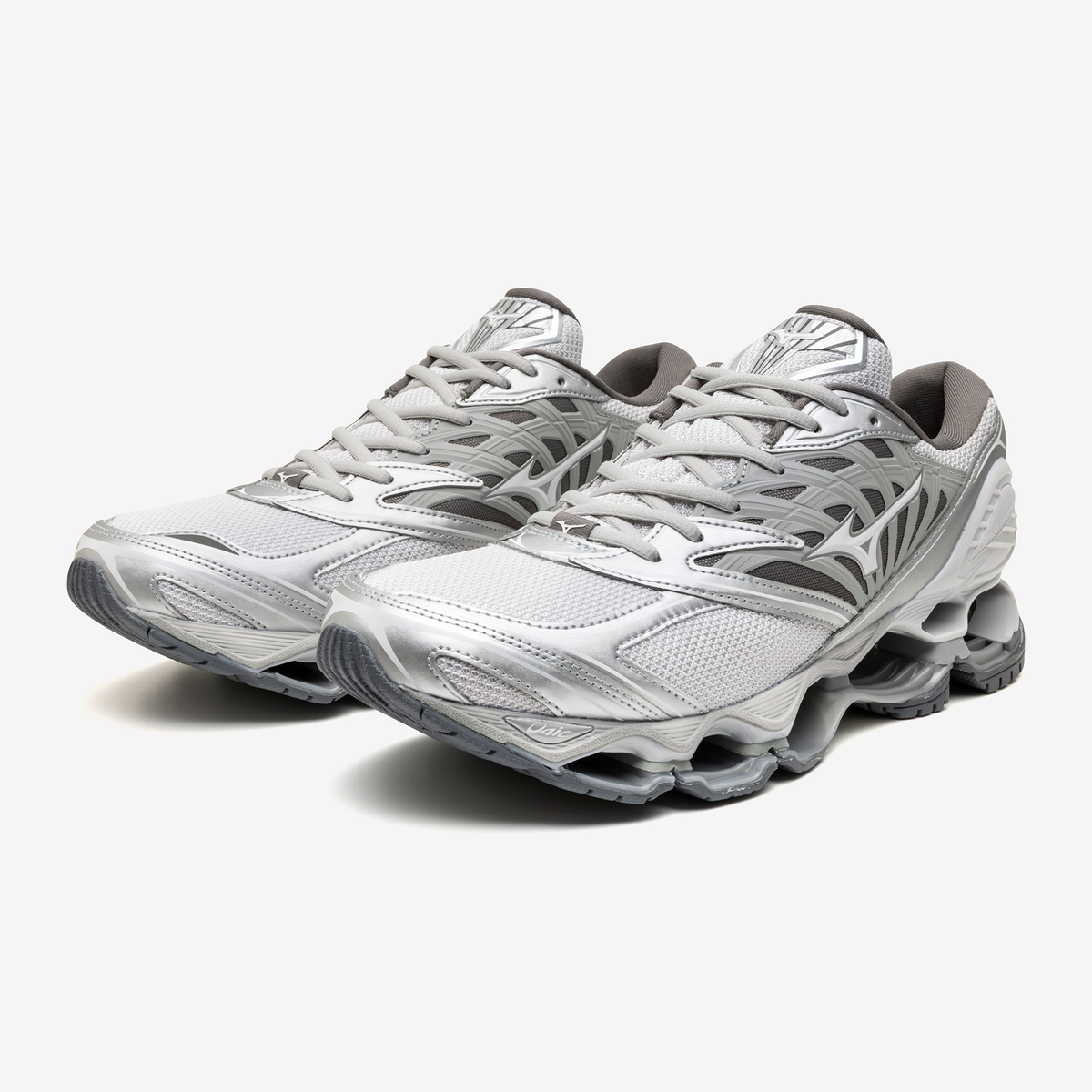 Chaussure de running Mizuno Wave Prophecy blanc et argent – vue 2