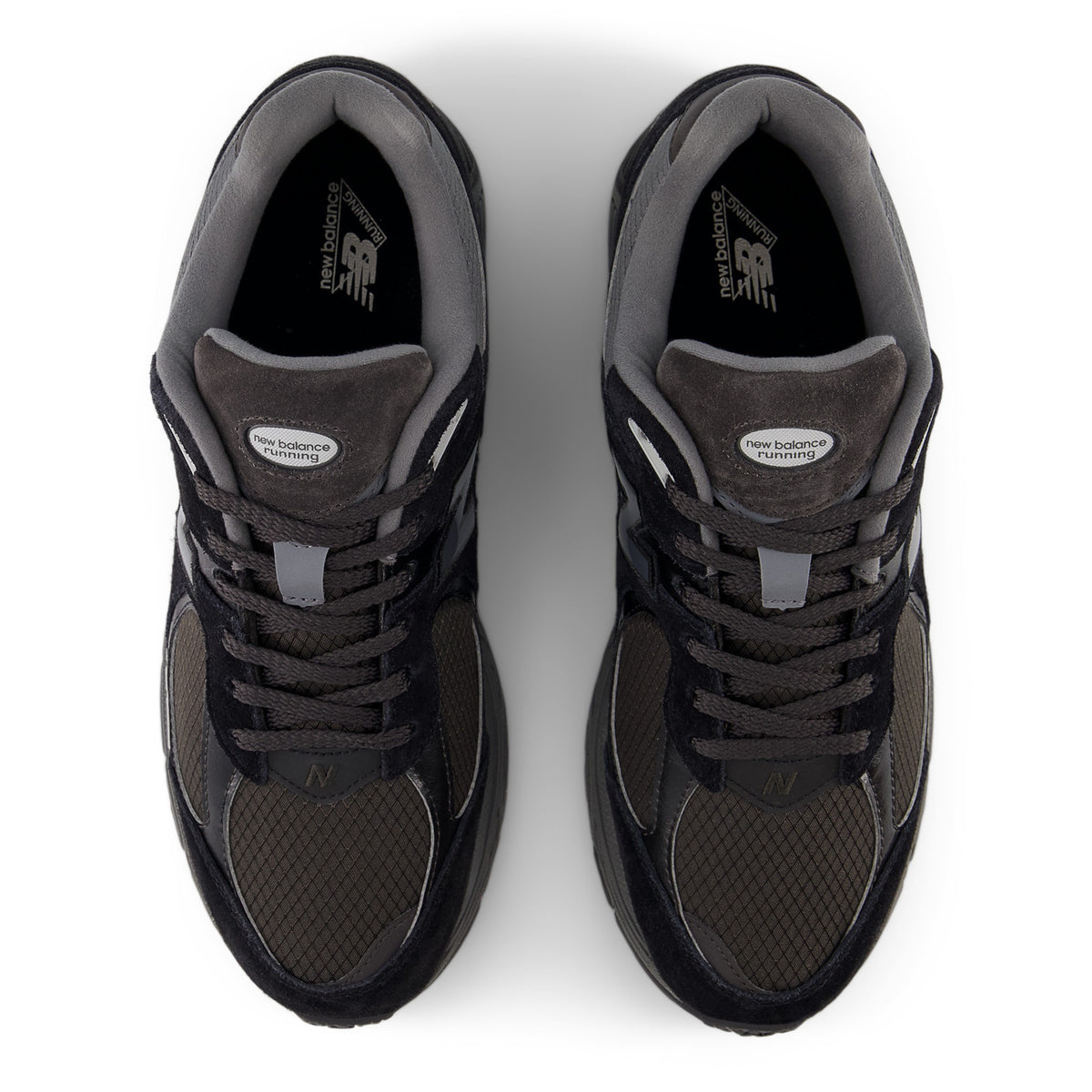 Sneakers New Balance 2002R noir et gris – vue 4