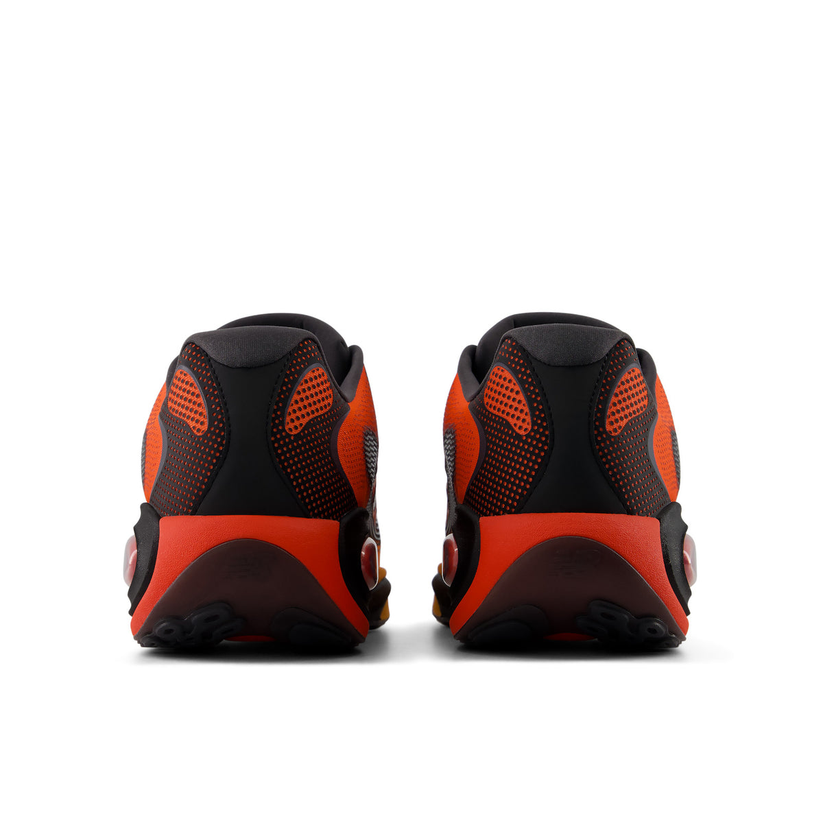 Chaussure de running New Balance AC Runner orange et noir – vue 5