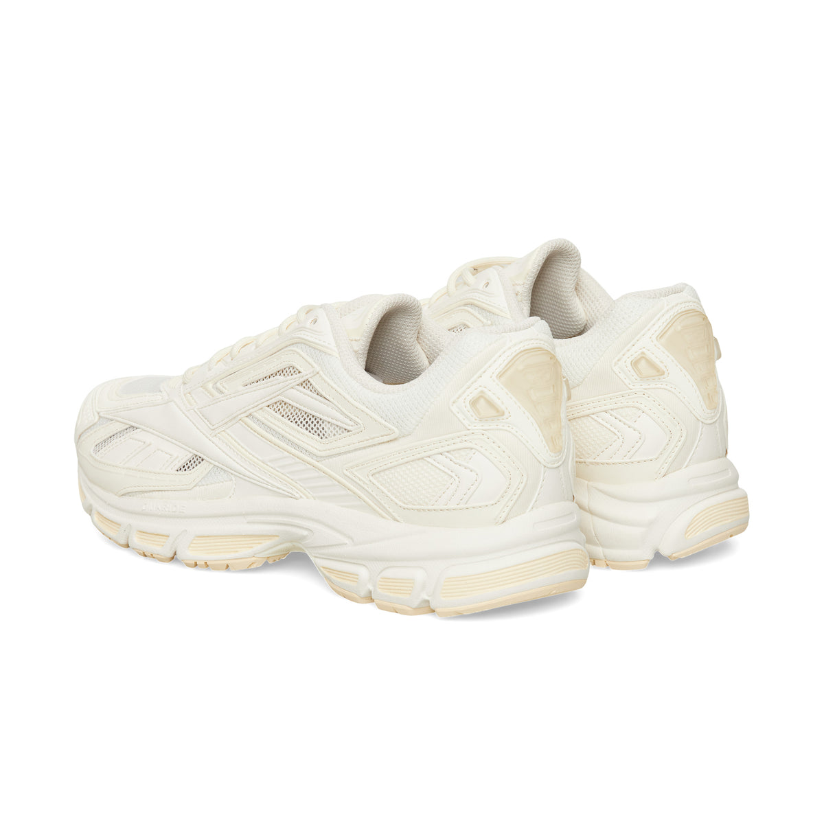 Chaussure de running Reebok Premier Road Ultra écru – vue 3/4 arrière