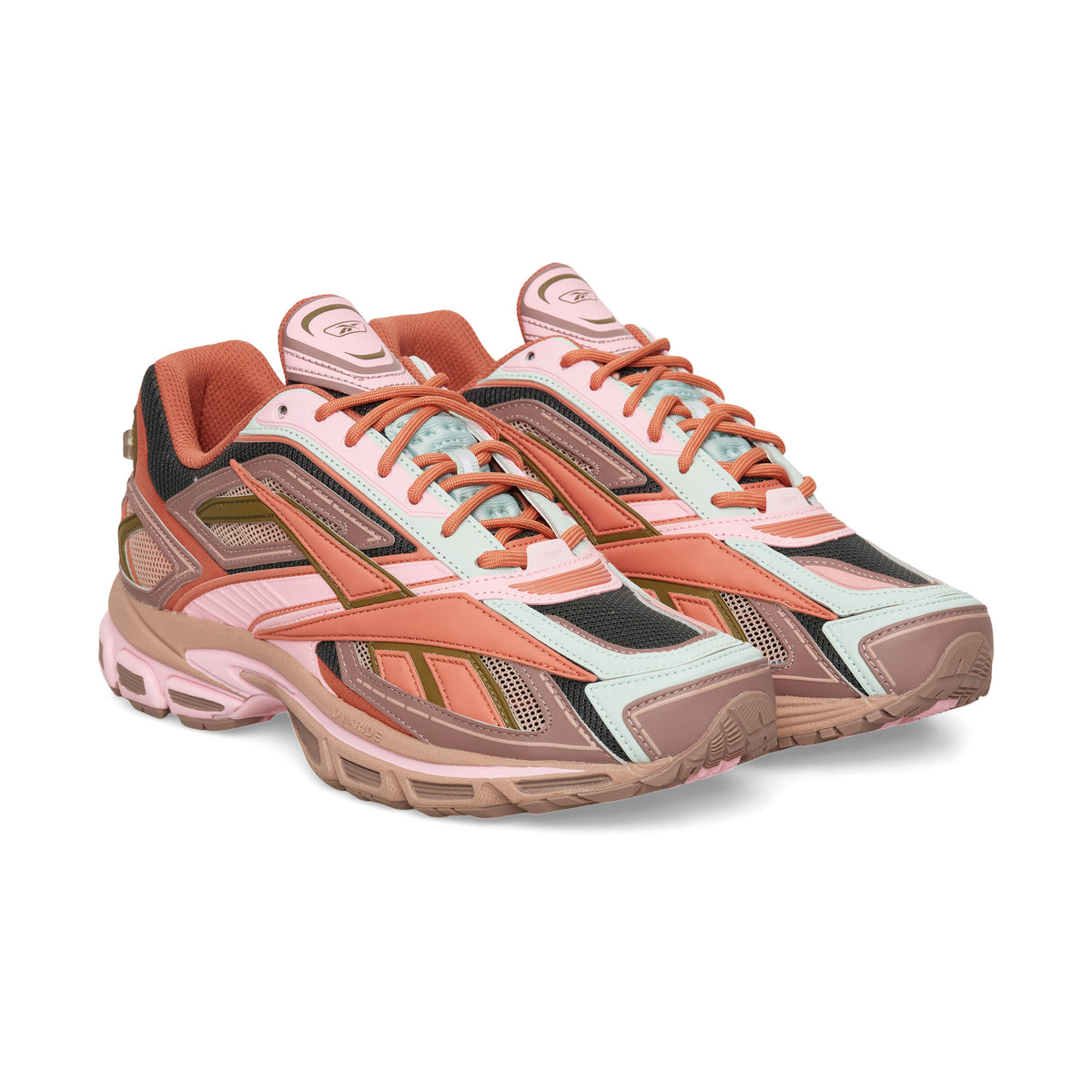Chaussure de running Reebok Premier Road Ultra rouge et rose – vue 3/4 avant