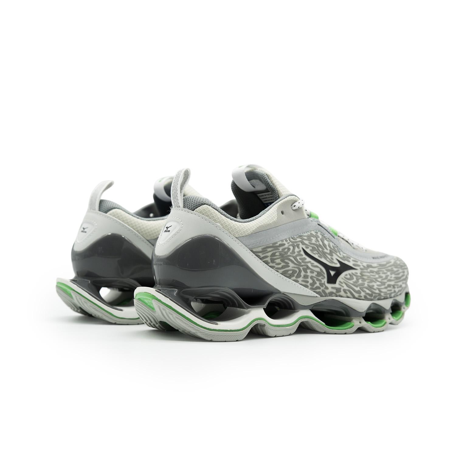 mizuno wave prophecy 13.2